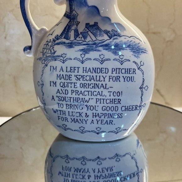 Vintage decor left handed painted pitcher porcelain blue Holland scene - Picture 3 of 9